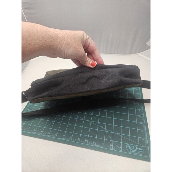 Eddie Bauer Crossbody Saddle Bag Messenger Travel Pack Organizer Nylon Green - Picture 8 of 11